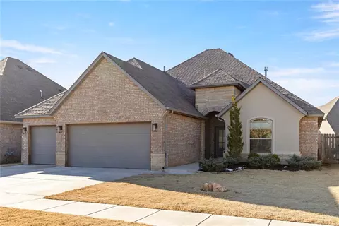 14513 Privas Ln, Yukon, OK 73099