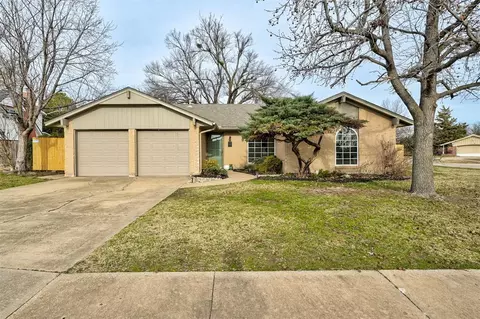 1505 Essex Ct, Norman, OK 73069