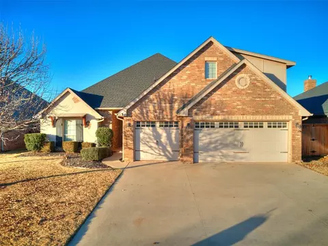 2413 NW 154th St, Edmond, OK 73013