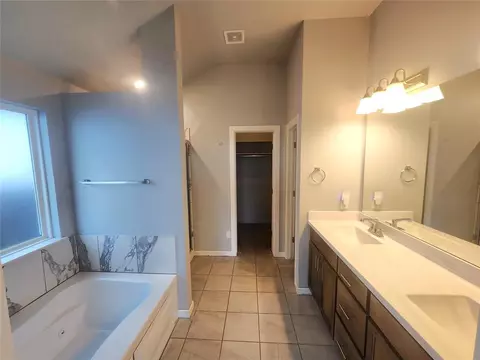 16008 Bison Dr, Moore, OK 73170 photo 13