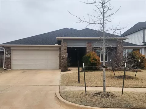 16008 Bison Dr, Moore, OK 73170