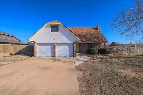 808 S Patterson Dr, Moore, OK 73160