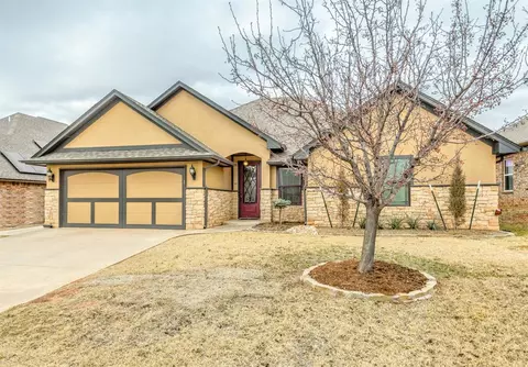 8405 NW 140th St, Oklahoma City, OK 73142