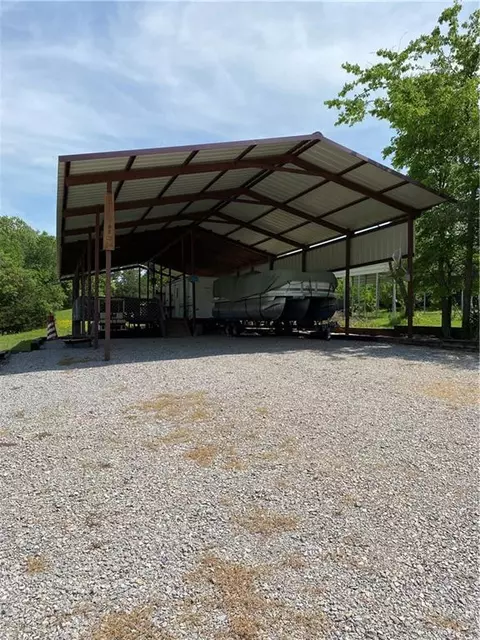 64 Cedar Rdg, Sulphur, OK 73086