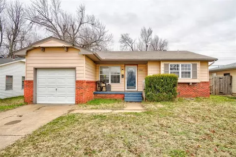 1916 Sandra Dr, Midwest City, OK 73110