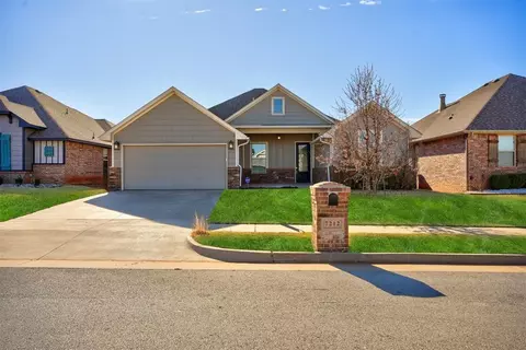 7212 NW 146th St, Oklahoma City, OK 73142