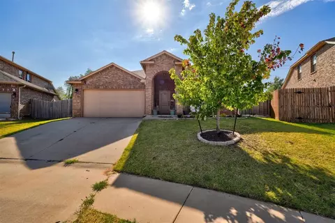 9405 Timberwind Ln, Yukon, OK 73099