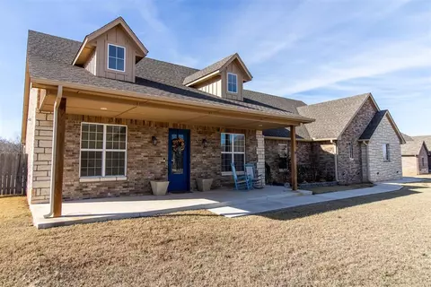12776 Meadow Ridge Dr, Shawnee, OK 74804