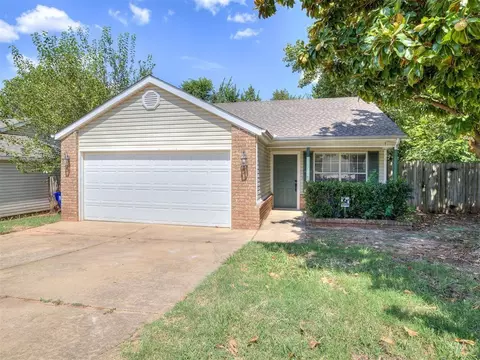 1121 Cedarcrest St, Norman, OK 73071