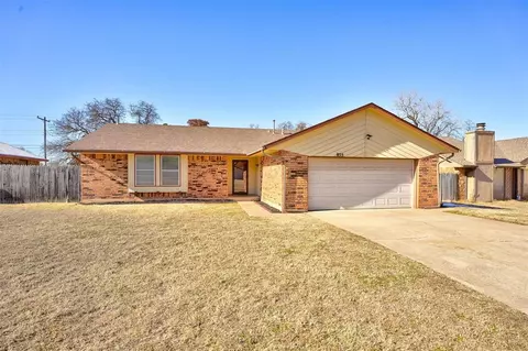 855 Buckwood Dr, Choctaw, OK 73020