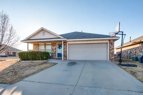 8037 Erryn Ln, Oklahoma City, OK 73135