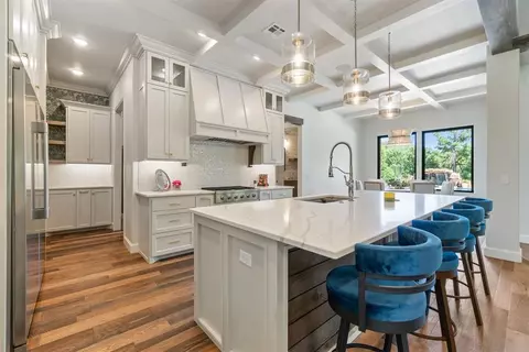 834 Tall Pines Dr, Tuttle, OK 73089