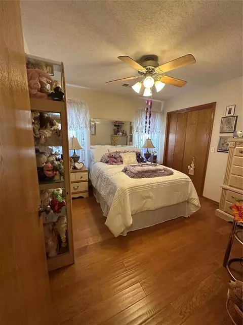 13100 SW Springcreek Ct, Moore, OK 73170 photo 17