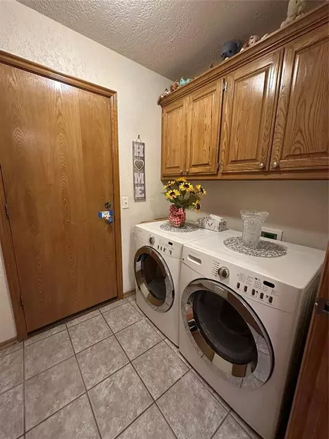 13100 SW Springcreek Ct, Moore, OK 73170 photo 20