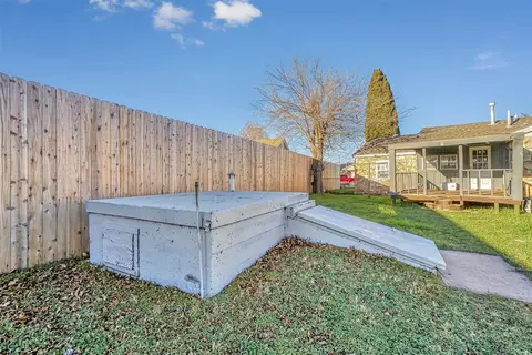 1112 E Sycamore Ave, Altus, OK 73521 photo 25