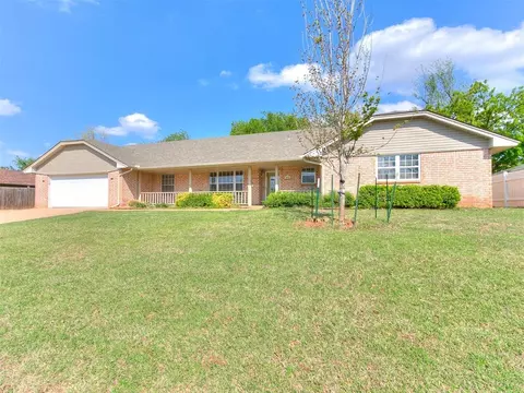 3913 Pine Ridge Rd, Shawnee, OK 74804