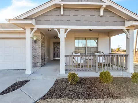 15805 Boulderdown Dr, Oklahoma City, OK 73170