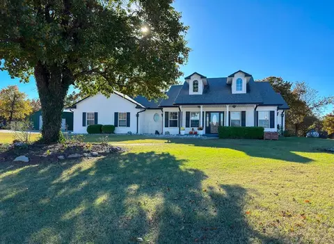 17656 Deer Trl, Mcloud, OK 74851