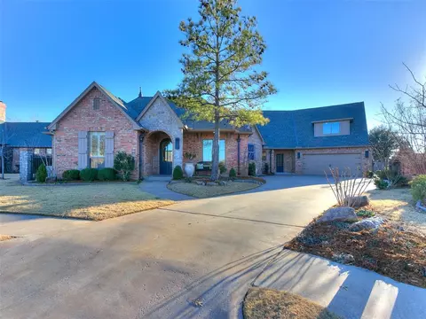3617 Old Georgetowne Rd, Edmond, OK 73013