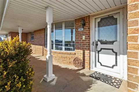 401 E Main St, Corn, OK 73024 photo 3