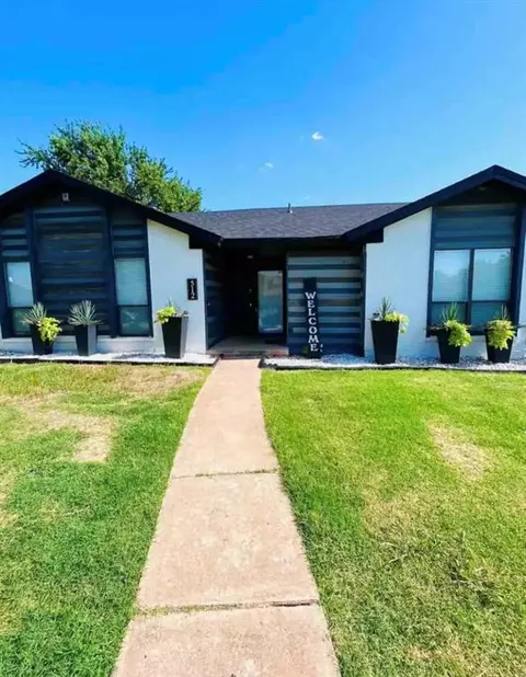 512 NW 138th St, Edmond, OK 73013