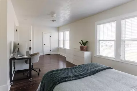 230 E 3rd St, Edmond, OK 73034 photo 33