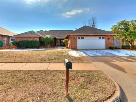 8012 NW 113th St, Oklahoma City, OK 73162