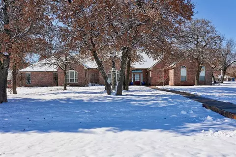 8357 Elk Grove St, Blanchard, OK 73010