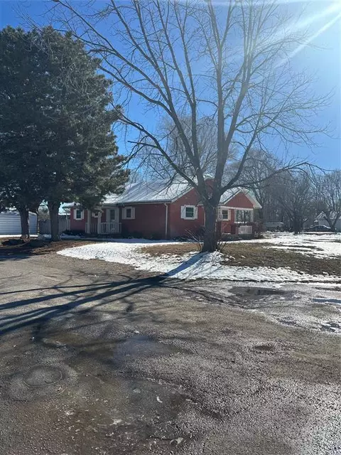 600 S Maple Ave, Erick, OK 73645 photo 4