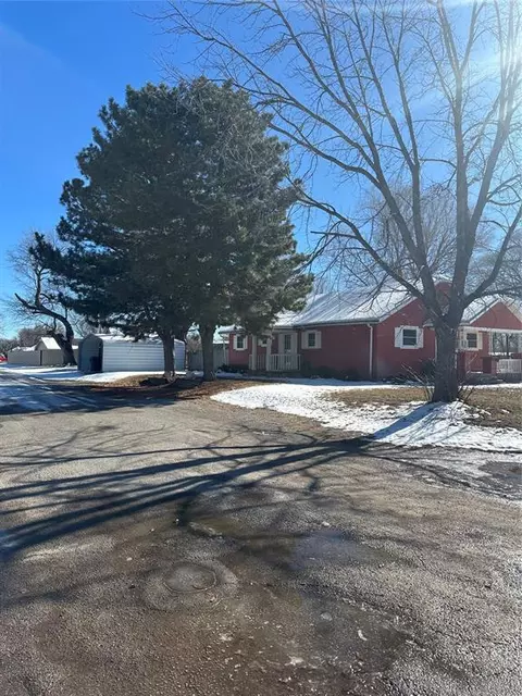 600 S Maple Ave, Erick, OK 73645 photo 3