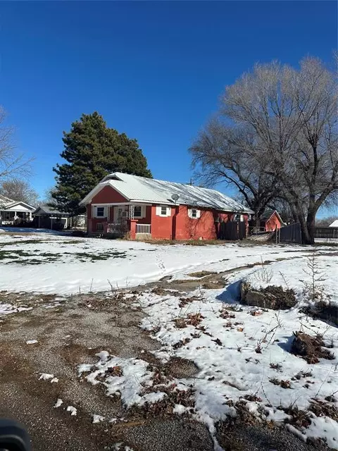 600 S Maple Ave, Erick, OK 73645 photo 2
