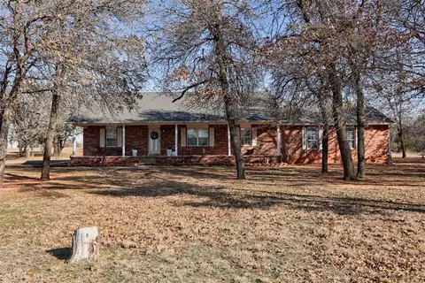 21894 Pennsylvania Ave, Blanchard, OK 73010