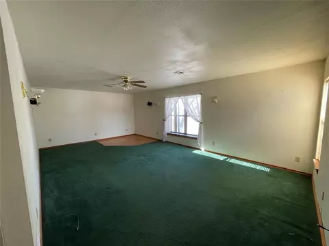 200 N C St, Olustee, OK 73560 photo 3