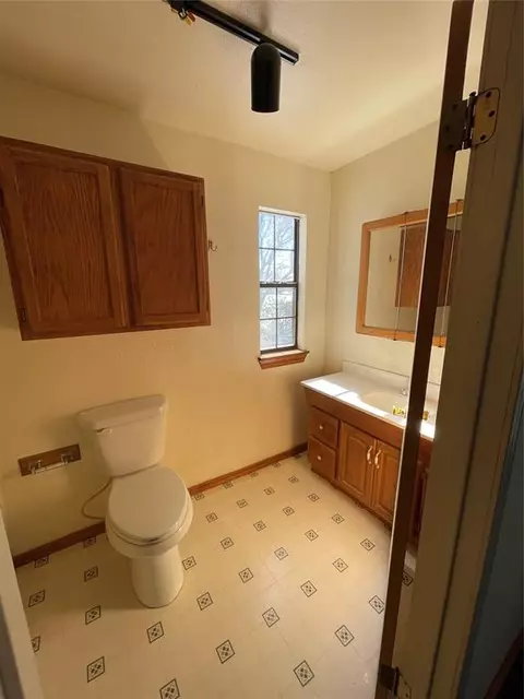200 N C St, Olustee, OK 73560 photo 6