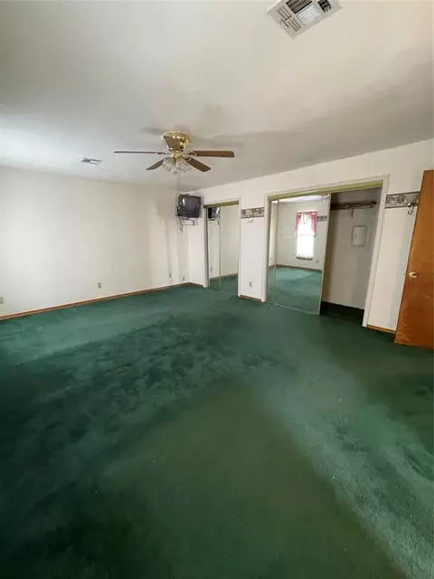 200 N C St, Olustee, OK 73560 photo 5