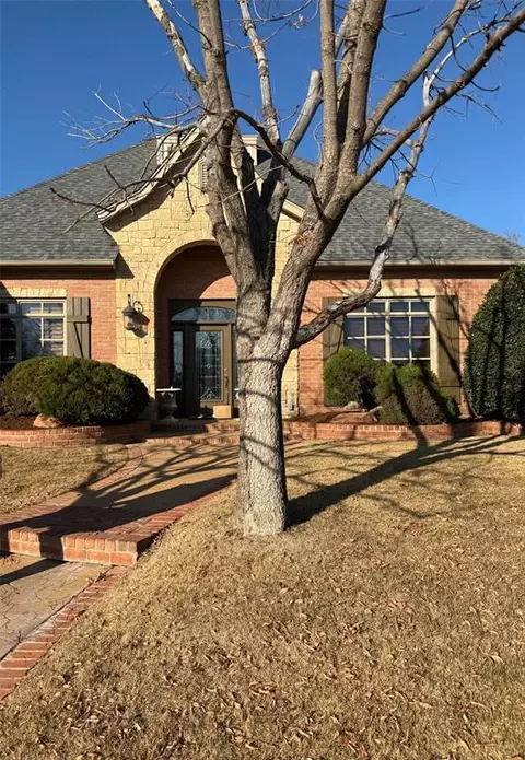 2911 NW 160th St, Edmond, OK 73013
