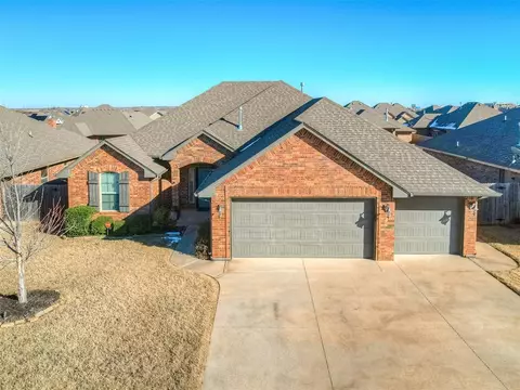 724 Bobcat Trl, Yukon, OK 73099