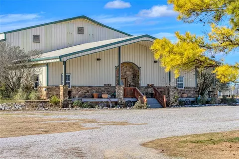 454 Daniels Ln, Overbrook, OK 73453