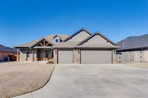 14833 Walnut Ln, Choctaw, OK 73020