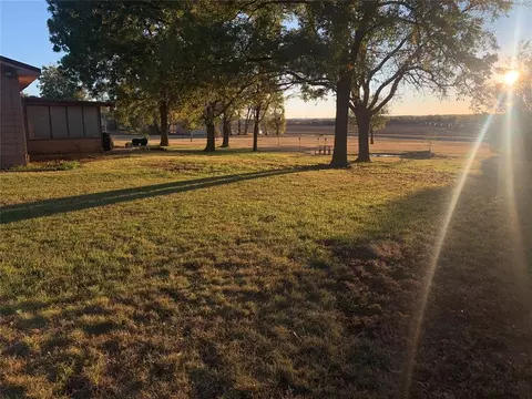 506 S Third St, Cheyenne, OK 73628 photo 31