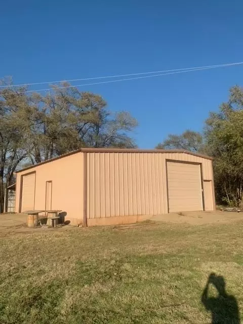 506 S Third St, Cheyenne, OK 73628 photo 20