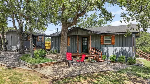 3014 Osage Rd, Sulphur, OK 73086