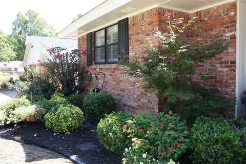 1602 Beverly Hills St, Norman, OK 73072