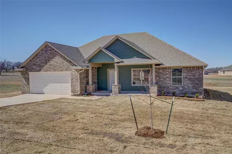 144 Trimble Dr, Shawnee, OK 74804