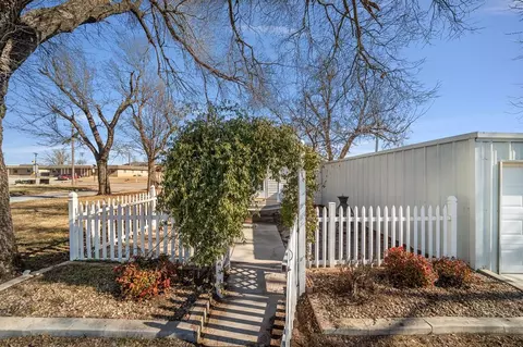 103 S Cimarron Rd, Tuttle, OK 73089 photo 34