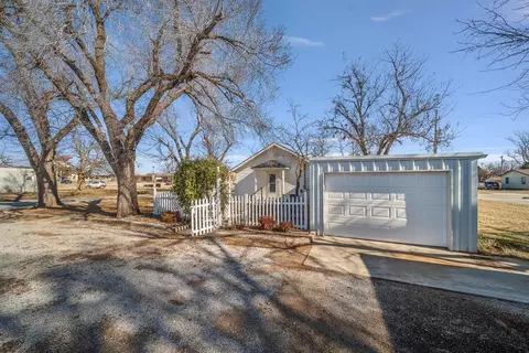 103 S Cimarron Rd, Tuttle, OK 73089 photo 36