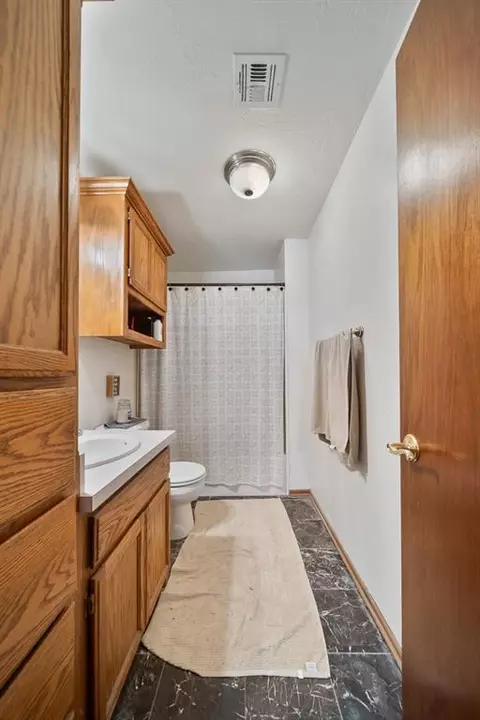 103 S Cimarron Rd, Tuttle, OK 73089 photo 21