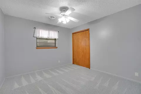 2012 N Mockingbird Ln, Altus, OK 73521 photo 27