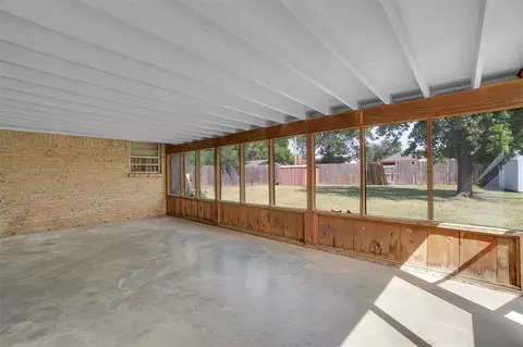 2012 N Mockingbird Ln, Altus, OK 73521 photo 32
