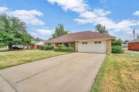 2012 N Mockingbird Ln, Altus, OK 73521 photo 36